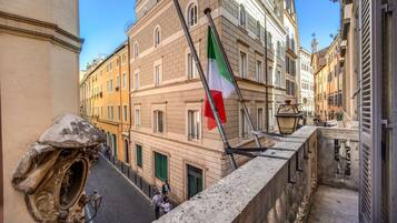 Presidential Spa Suite | Terrace/patio