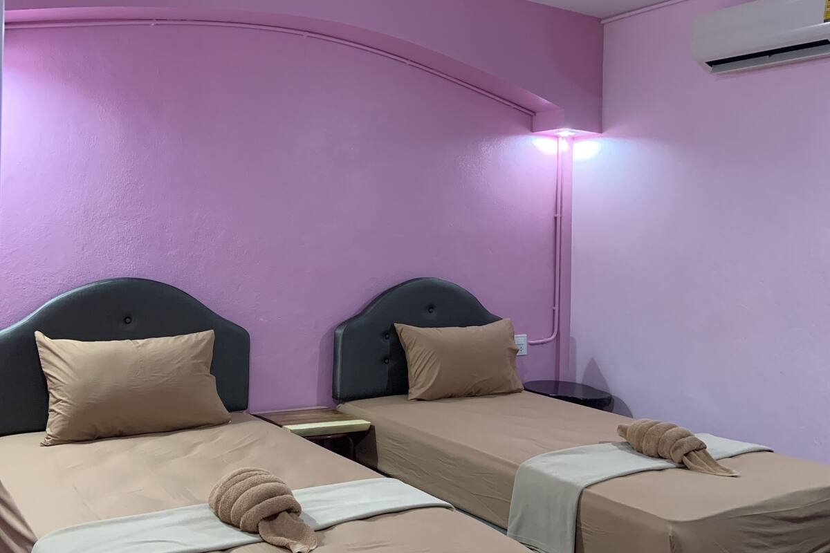 Habitación doble | Wifi gratis y ropa de cama