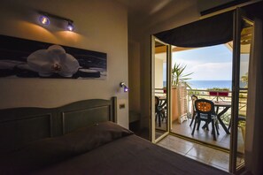 Literie de qualité supérieure, minibar, coffres-forts dans les chambres