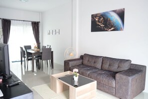 Private House 3 Bedrooms  | Zona de estar | Una televisión de pantalla plana