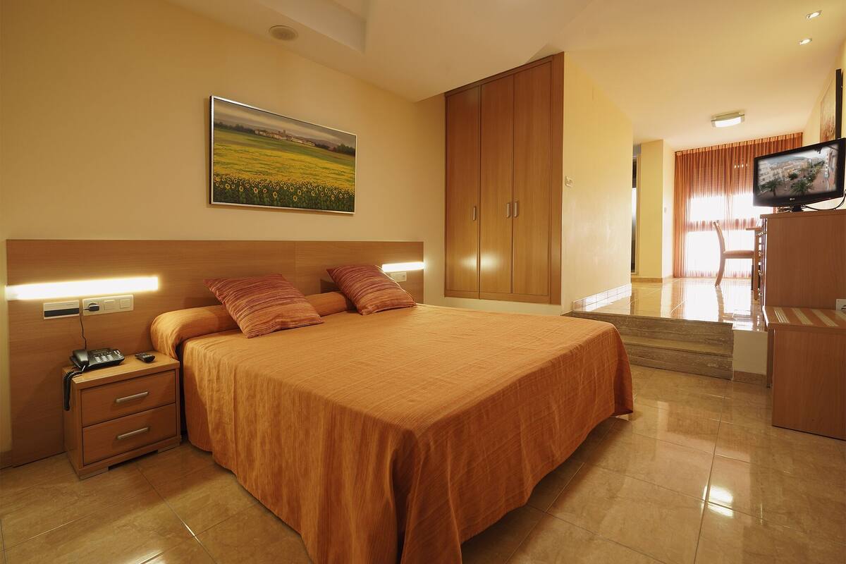 superior double room | individually furnished, desk, laptop workspace, blackout curtains