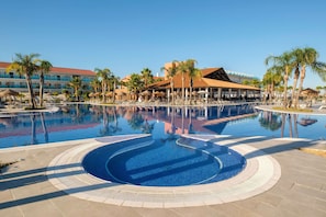 2 outdoor pools, pool umbrellas, pool loungers