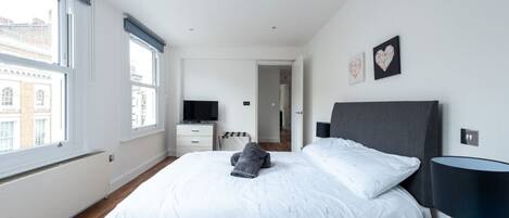 1 bedroom, iron/ironing board, WiFi
