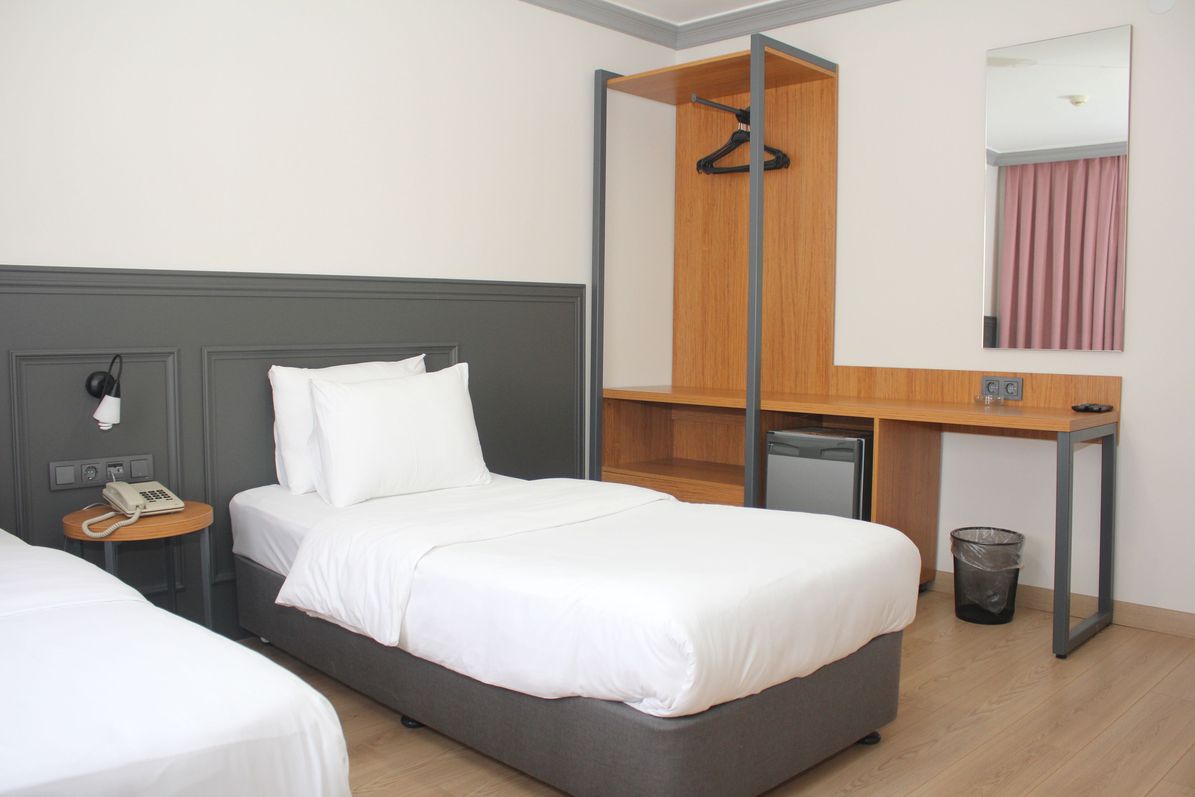 standard twin room | minibar, in-room safe, desk, rollaway beds