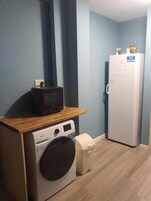 Refrigerador, microondas