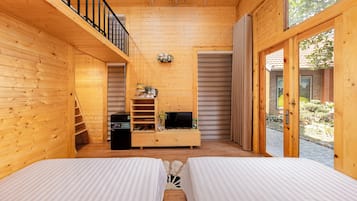 Luxury Double Room, 2 Queen Beds, Garden View