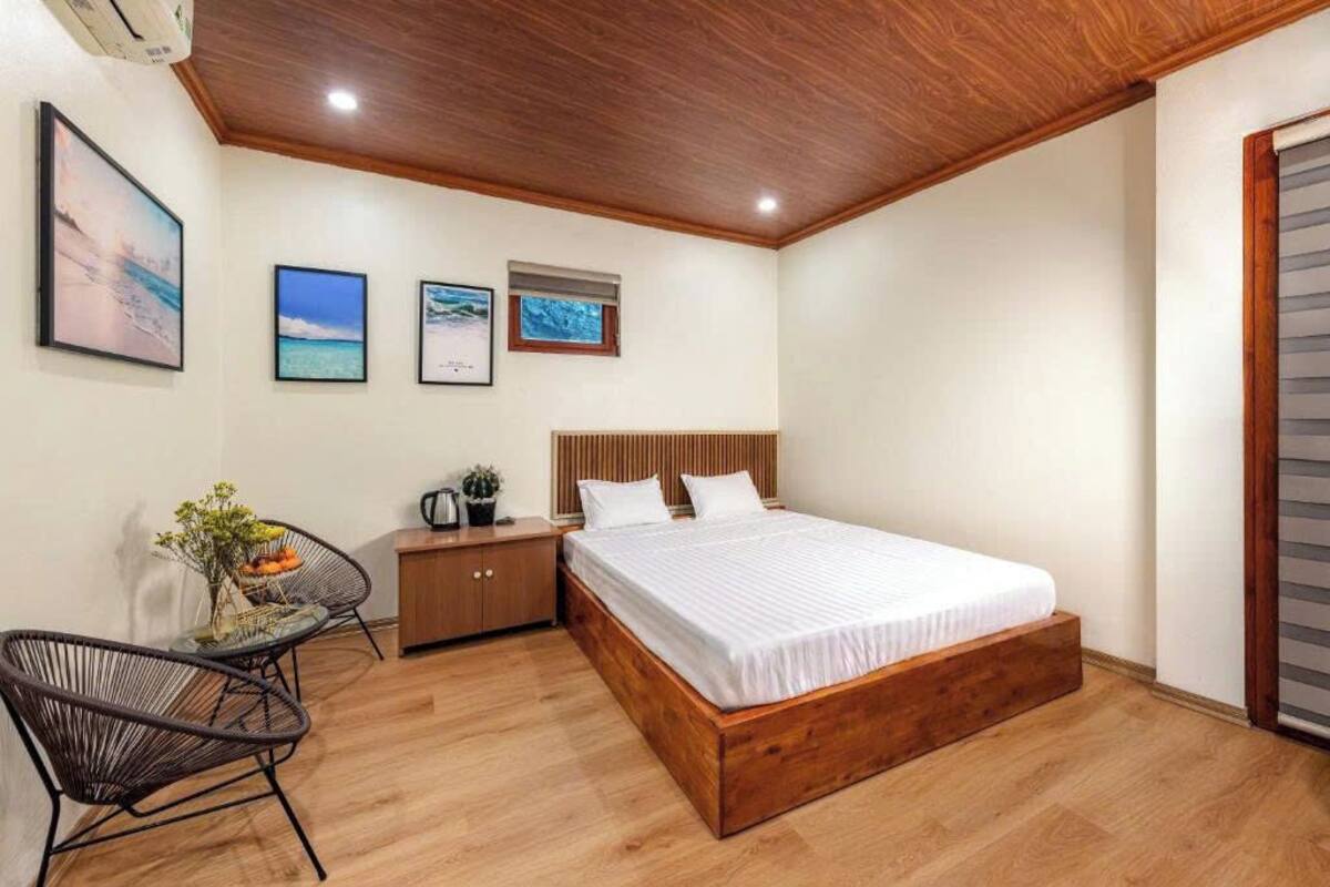 Deluxe Double Room | Minibar, desk, soundproofing, WiFi (free)