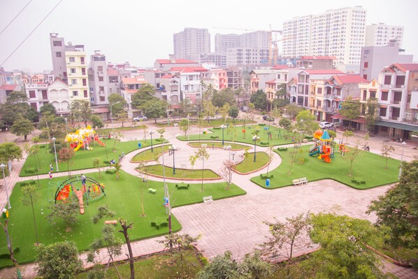 View from property - Anh Hoang Phuc Hotel (Vo Cuong)
