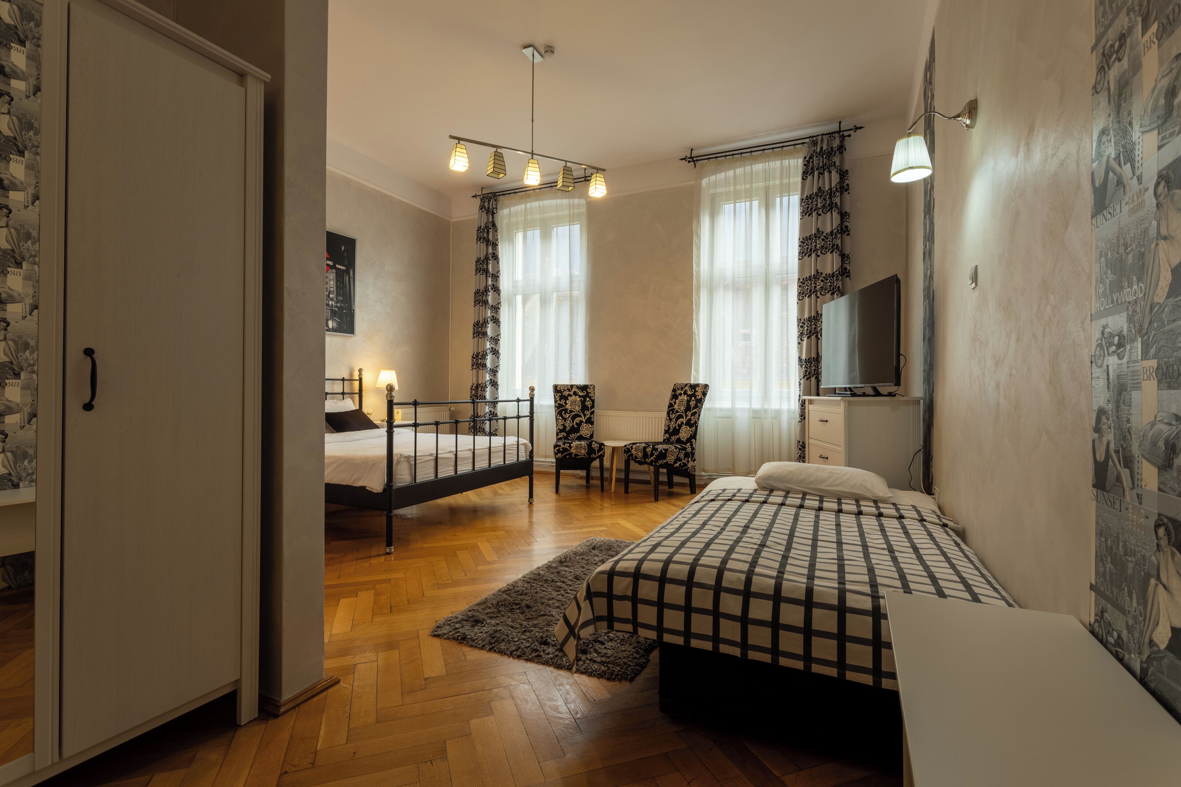 Soundproofing, free WiFi