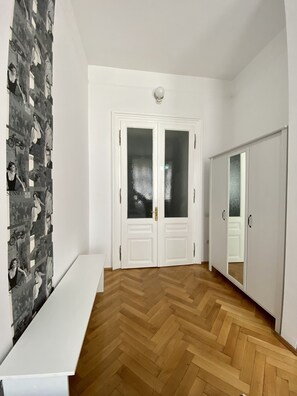 Soundproofing, free WiFi - Casa Balcescu (Brasov)