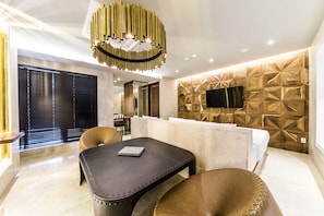Royal Suite 1301