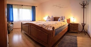 2 habitaciones y ropa de cama