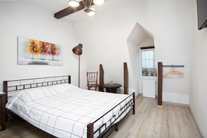 Insonorización, wifi gratis y ropa de cama 