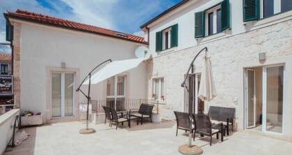 Apartments Selak
