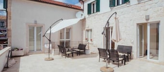 Apartments Selak