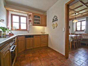 Herrlicher Bergblick**** 140 qm, Familienwohnung, Südwest-Terrasse-Küche