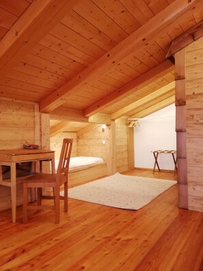 3 soverom, internettilgang og sengetøy