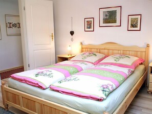 2 Schlafzimmer, Internetzugang, Bettwäsche