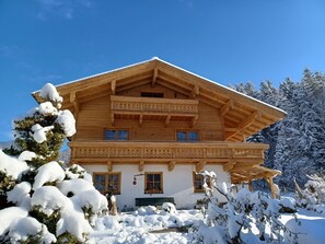 Exterior - Ferienwohnung Klausenberg, 90qm mit Balkon (Reit im Winkl)