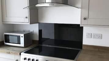 Classic Double Room, Ensuite | Private kitchen