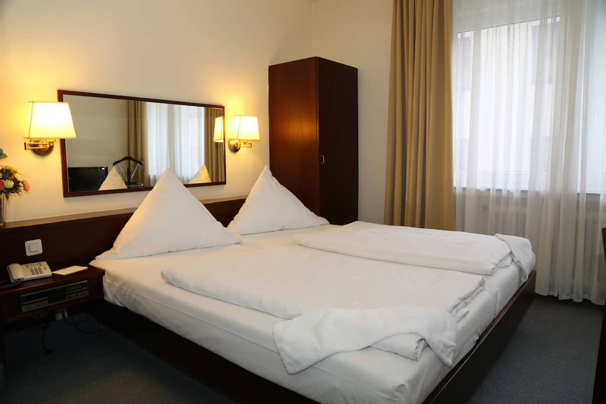 In-room safe, desk, laptop workspace, iron/ironing board (on request)