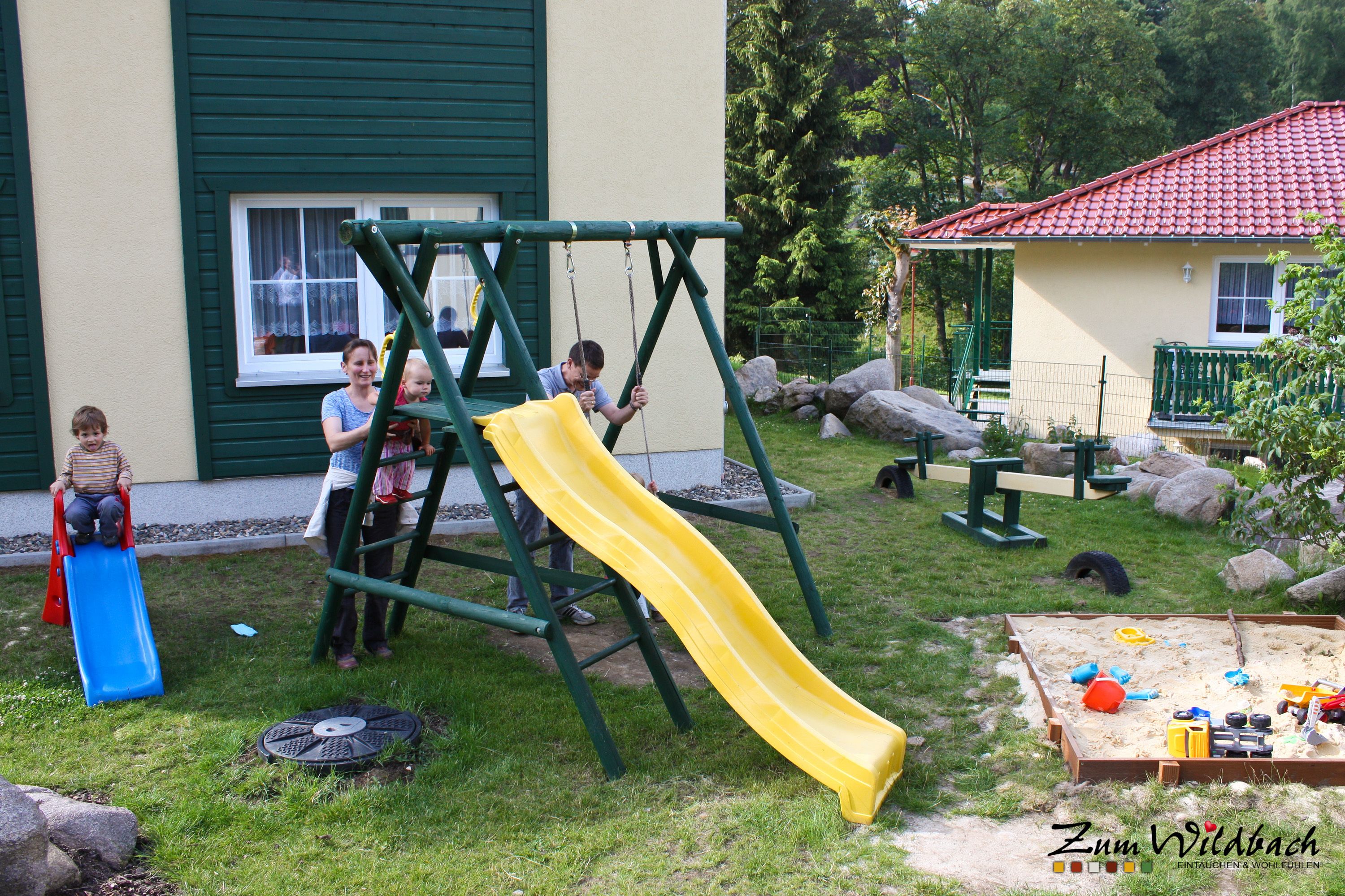 children’s play area – outdoor