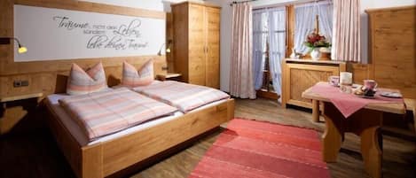 1 bedroom, Internet, bed sheets