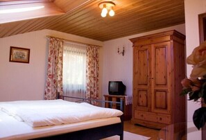 2 Schlafzimmer, Internetzugang, Bettwäsche