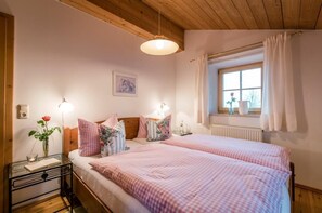 1 camera, accesso a Internet, lenzuola