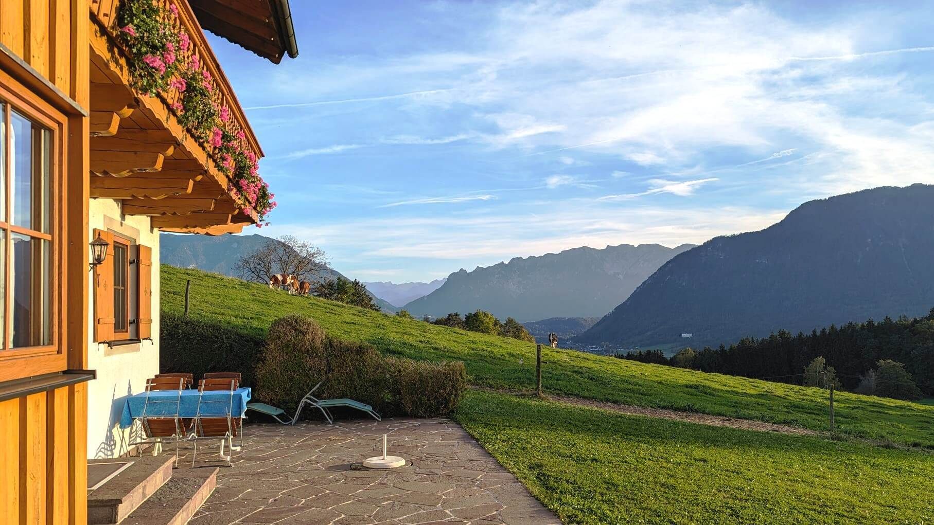 Kochhof (DE Piding) - Kuprian Andreas - 71-Terrasse Gästehaus mit Blick auf die Berge