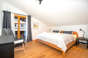 1 habitación, acceso a internet y ropa de cama 