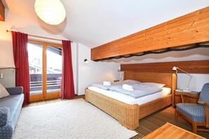 2 多间卧室、上网接入、床单