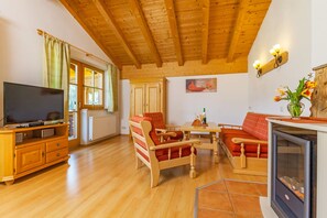 DVD player, ping pong