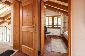 Interior - Apartment Jenner, 1-2 persons, 70 sqm, 1 bedroom, balcony with mountain view (Schönau am Königssee)