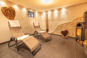 Interior - Vallis 72 sqm, terrace, kitchenette, 2 bedrooms, living room, max 4 persons (Ruhpolding)