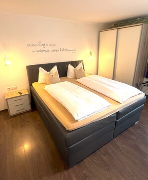 1 Schlafzimmer, Internetzugang, Bettwäsche