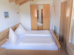 1 chambre, accès Internet, draps fournis