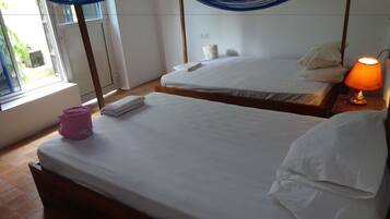 Economy Double Room, 2 Double Beds | Desk, free WiFi, bed sheets