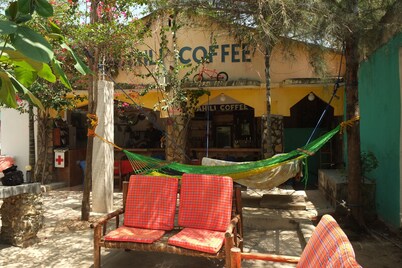 Homeland Swahili Lodge - Hostel