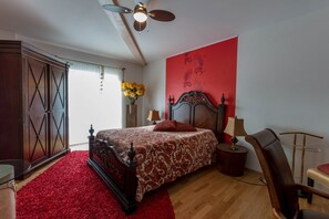 1 quarto, acesso à internet, roupa de cama