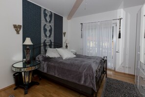 1 sovrum, internet och sängkläder