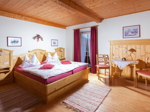 2 Schlafzimmer, Internetzugang, Bettwäsche