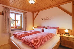 2 Schlafzimmer, Internetzugang, Bettwäsche