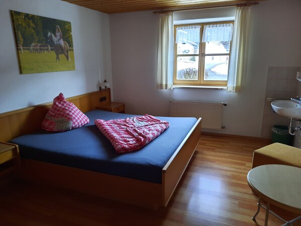 3 Schlafzimmer, Internetzugang, Bettwäsche