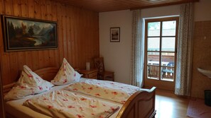 2 bedrooms, Internet, bed sheets