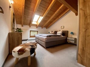 2 habitaciones, tabla de planchar con plancha y acceso a internet 