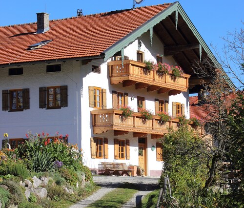Ferienwohnung 47m², Bauernhof, Balkon, 2 Schlafzimmer, Wohnküche, SAT-TV, W-LAN
