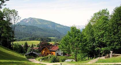 1 Zwei-Raum-Ferienwohnung 40qm, Extra-Schlafraum, Essecke, Küchenzeile, Balkon