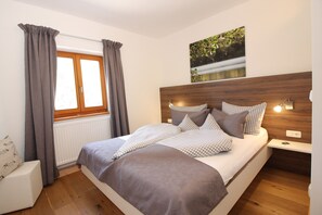 1 bedroom, Internet, bed sheets - Vacation apartment Tüttensee for 1 - 2 persons, with balcony (Grabenstätt)