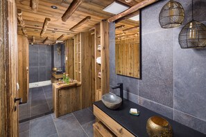 Bathtub, hair dryer, towels
